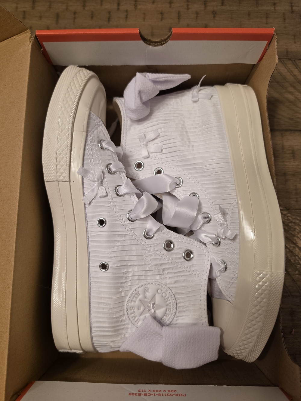 Converse Womens White High-Top Ribbon-Lace Platform Sneakers